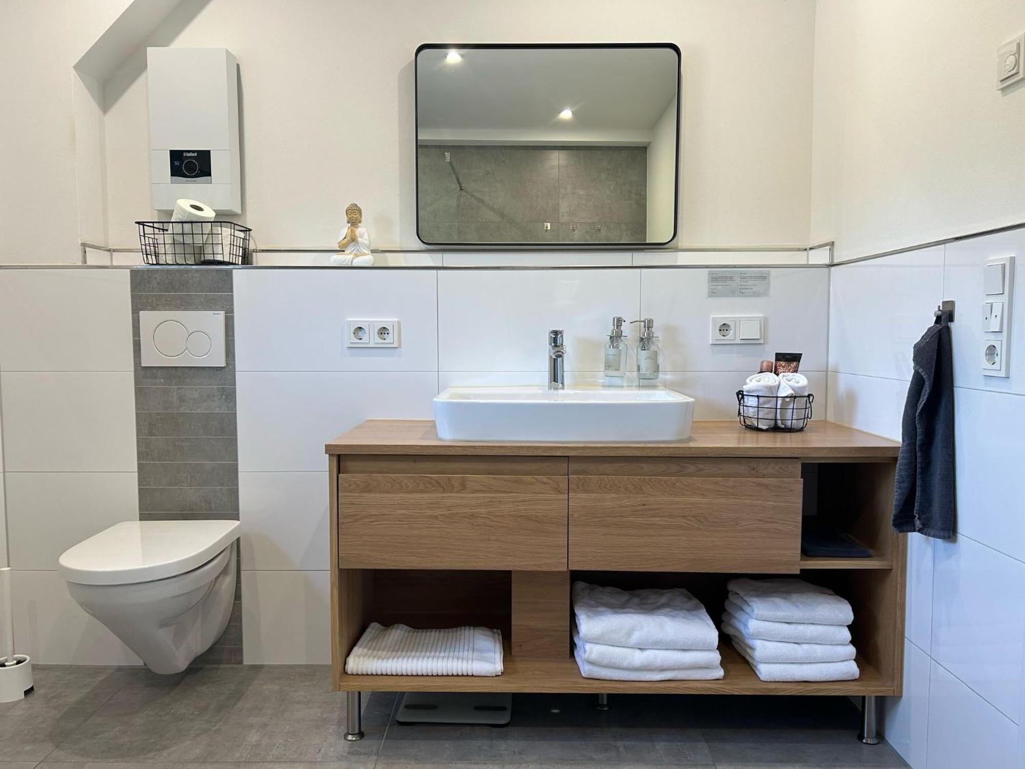 ורמלסקירכן The Forest Retreat- Luxurioese Ferienwohnung Mit Privater Sauna מראה חיצוני תמונה